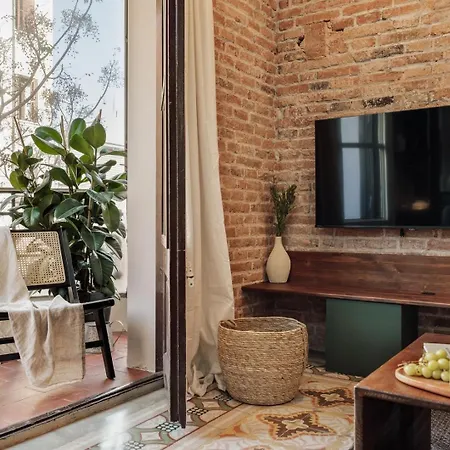 Cira - 2 Bedrooms And Balcony In De Gracia * バルセロナ